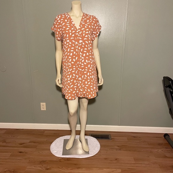umgy Dresses & Skirts - Umgee Orange and White Patterned Dress